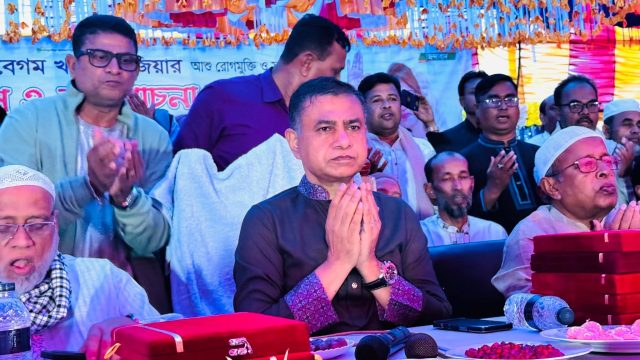 বিজয়নগরে দেশনেত্রী খালেদা জিয়ার রোগমুক্তি কামনায় দোয়া মাহফিল ও আলোচনা সভা অনুষ্ঠিত।