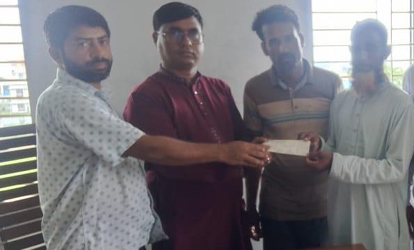বিজয়নগরে ক্ষুদ্র ব্যবসায়ীদের মাঝে বিআরডিবি’র পল্লী উদ্যোক্তা ঋণ বিতরণ।